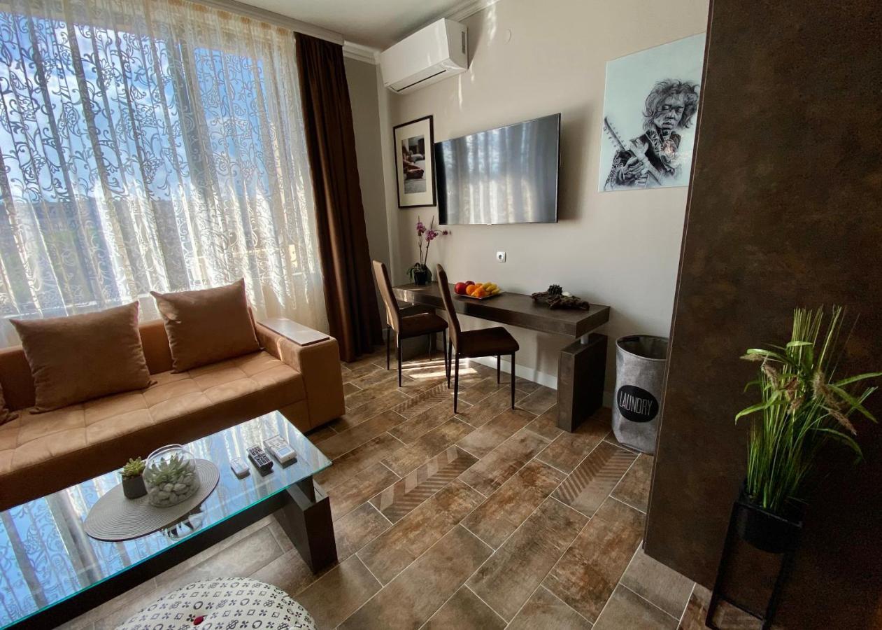 Luxury Apartments Ivon 플로브디프 외부 사진